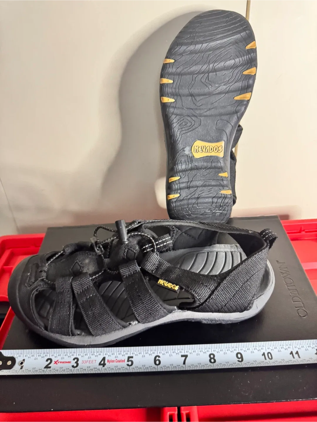 Keen Kariba Low Sandals, Size 8 image indicator(7)