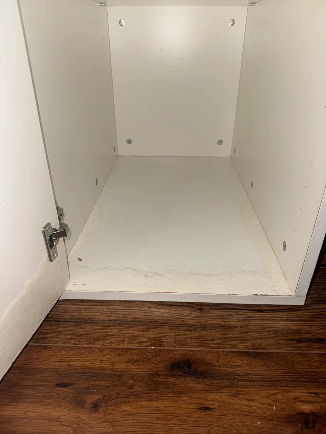 IKEA Desk with Drawers + Chair – Good Condition - photo 5