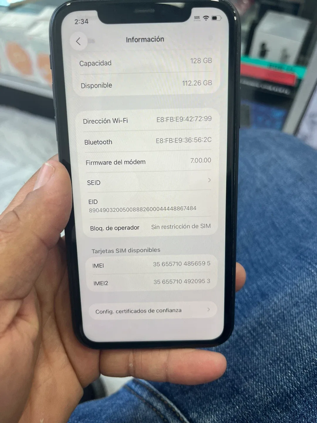 iPhone 11 - 128GB image indicator(2)