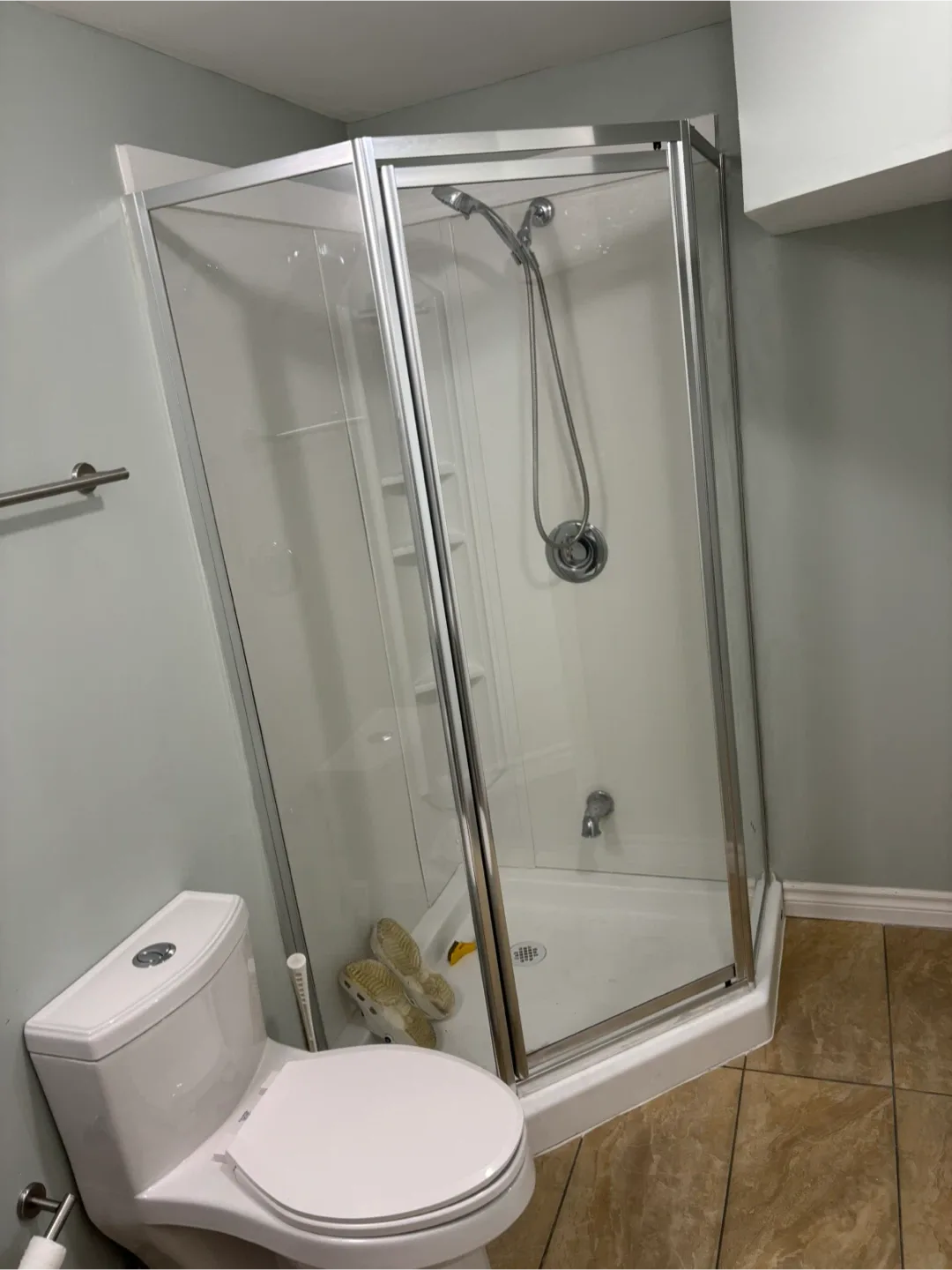 2Bed 1Bath basement apartment(freshly painted) in Milton image indicator(9)