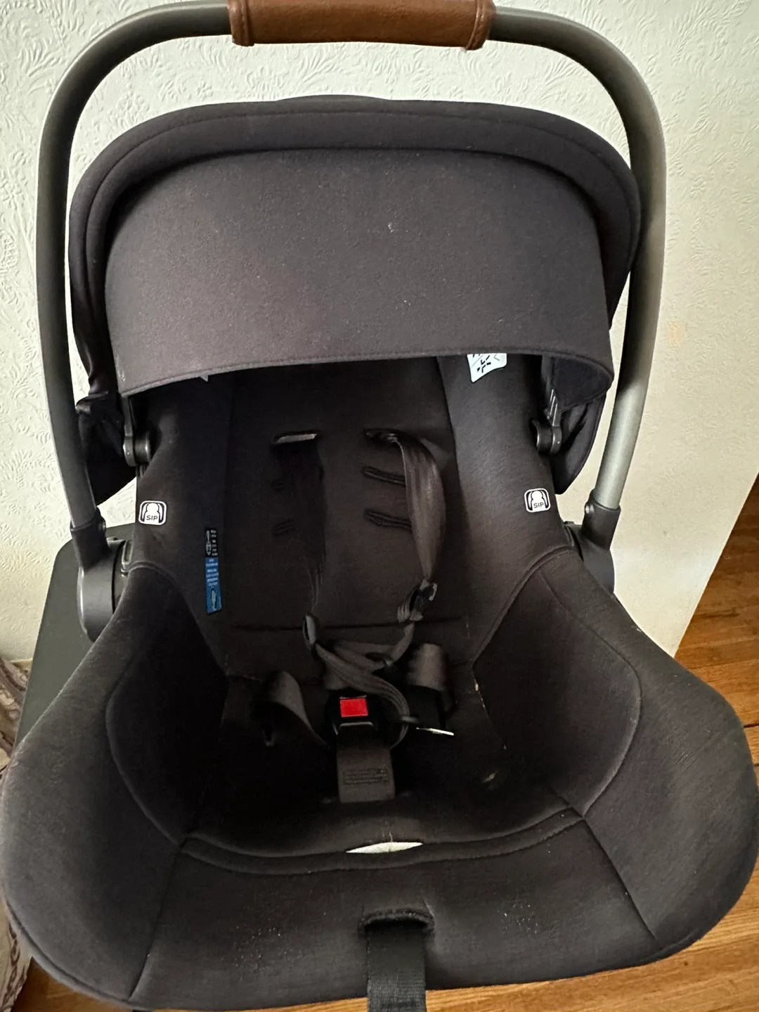 Nuna Pipa Lite LX Infant Car Seat - Black image indicator(2)