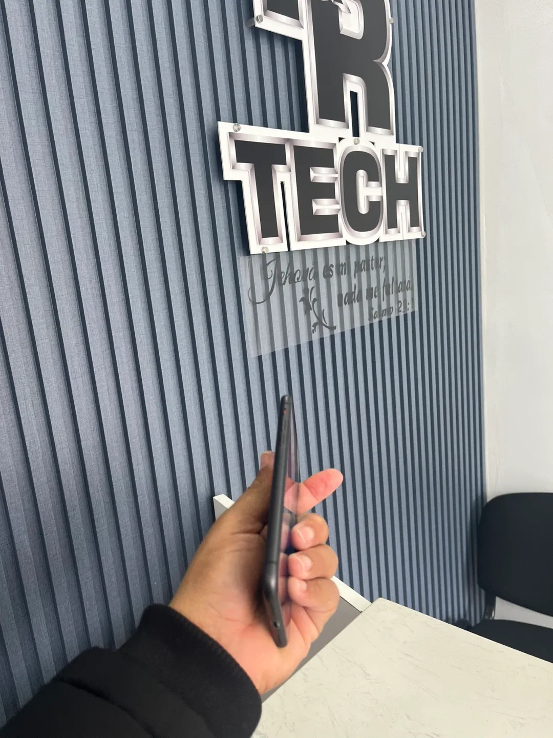 Apple iPhone 11 128GB Black image indicator(3)