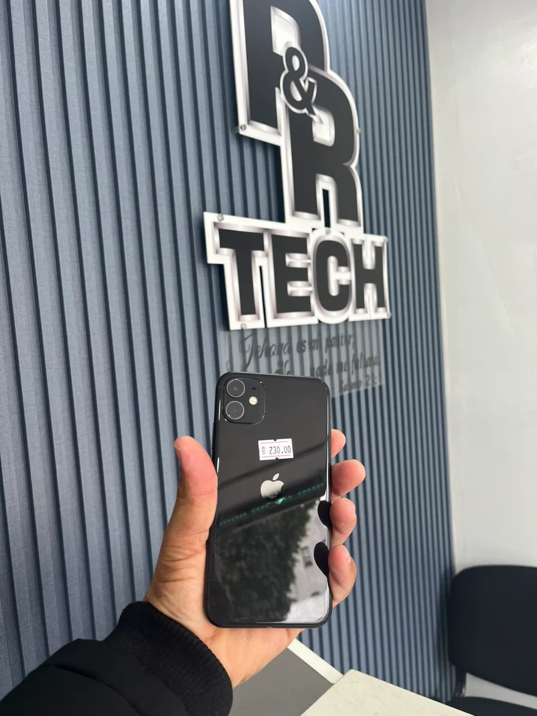 Apple iPhone 11 128GB Black image indicator(4)