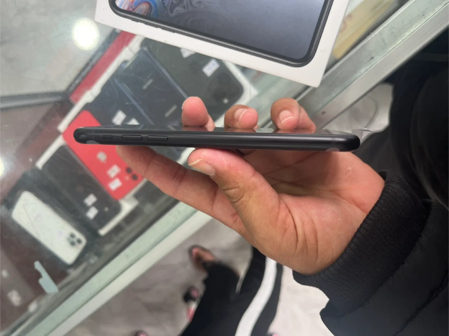 Apple iPhone 11 128GB Black image indicator(8)