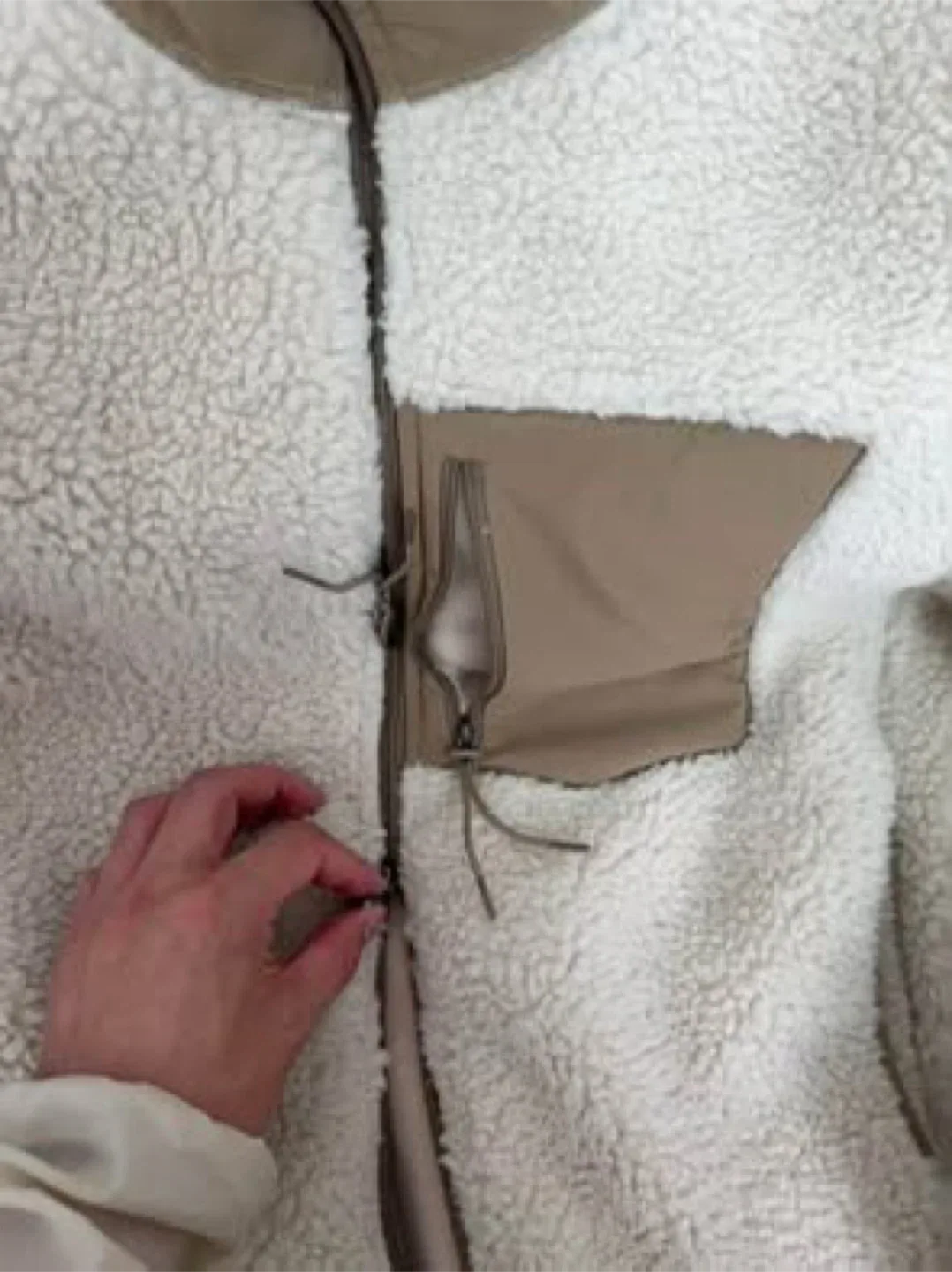 Uniqlo Windproof Fleece Long-Sleeve Full-Zip Jacket Men Small image indicator(2)