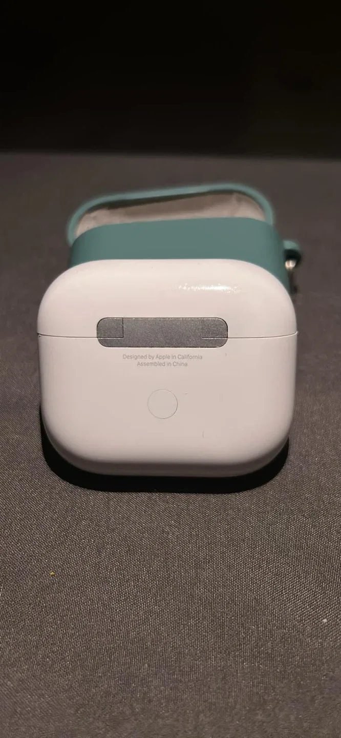 Apple AirPods 3rd generation image indicator(2)