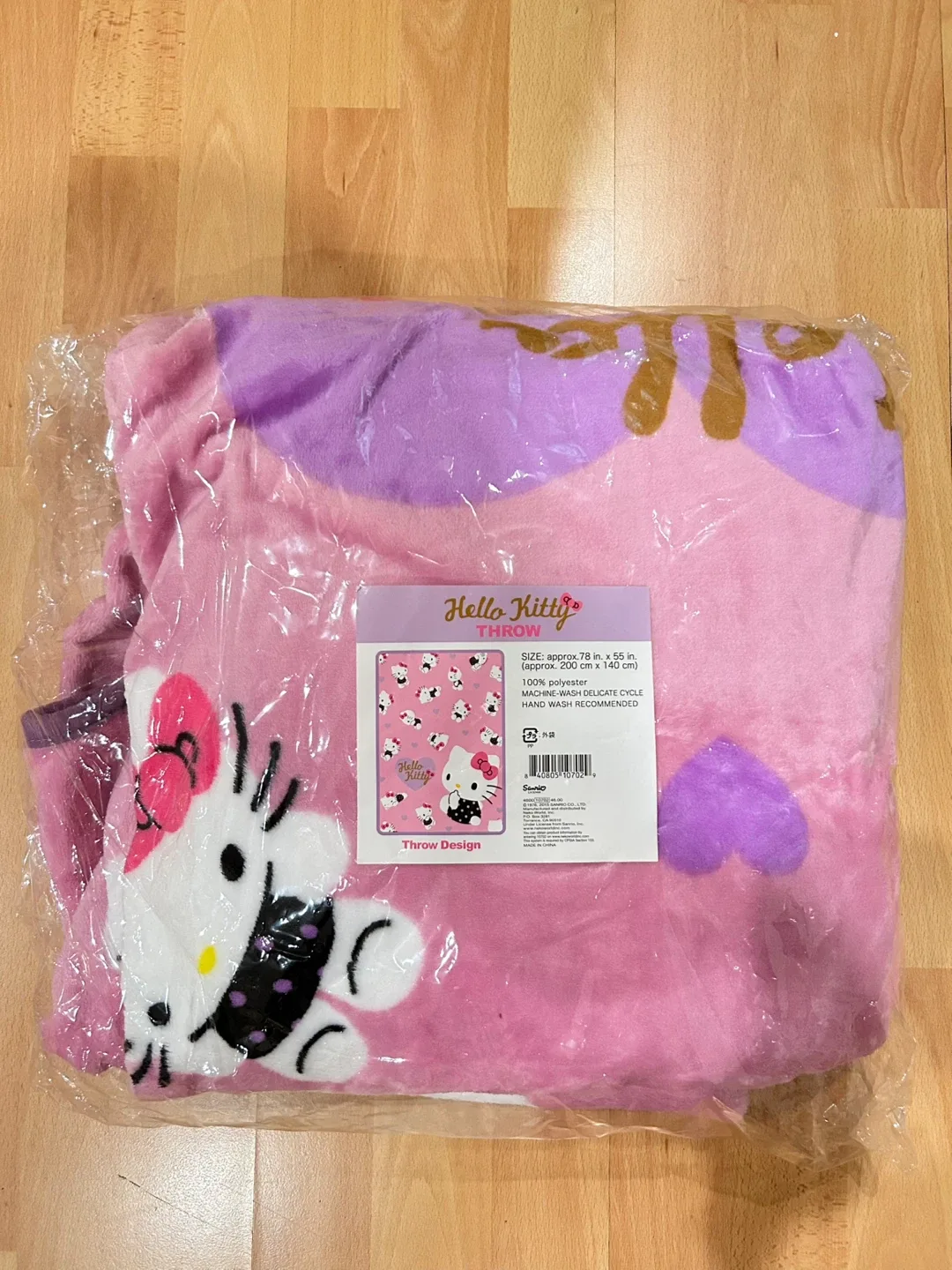 “NEW” Hello Kitty Throw Blanket - 78 x 55 in thumbnail