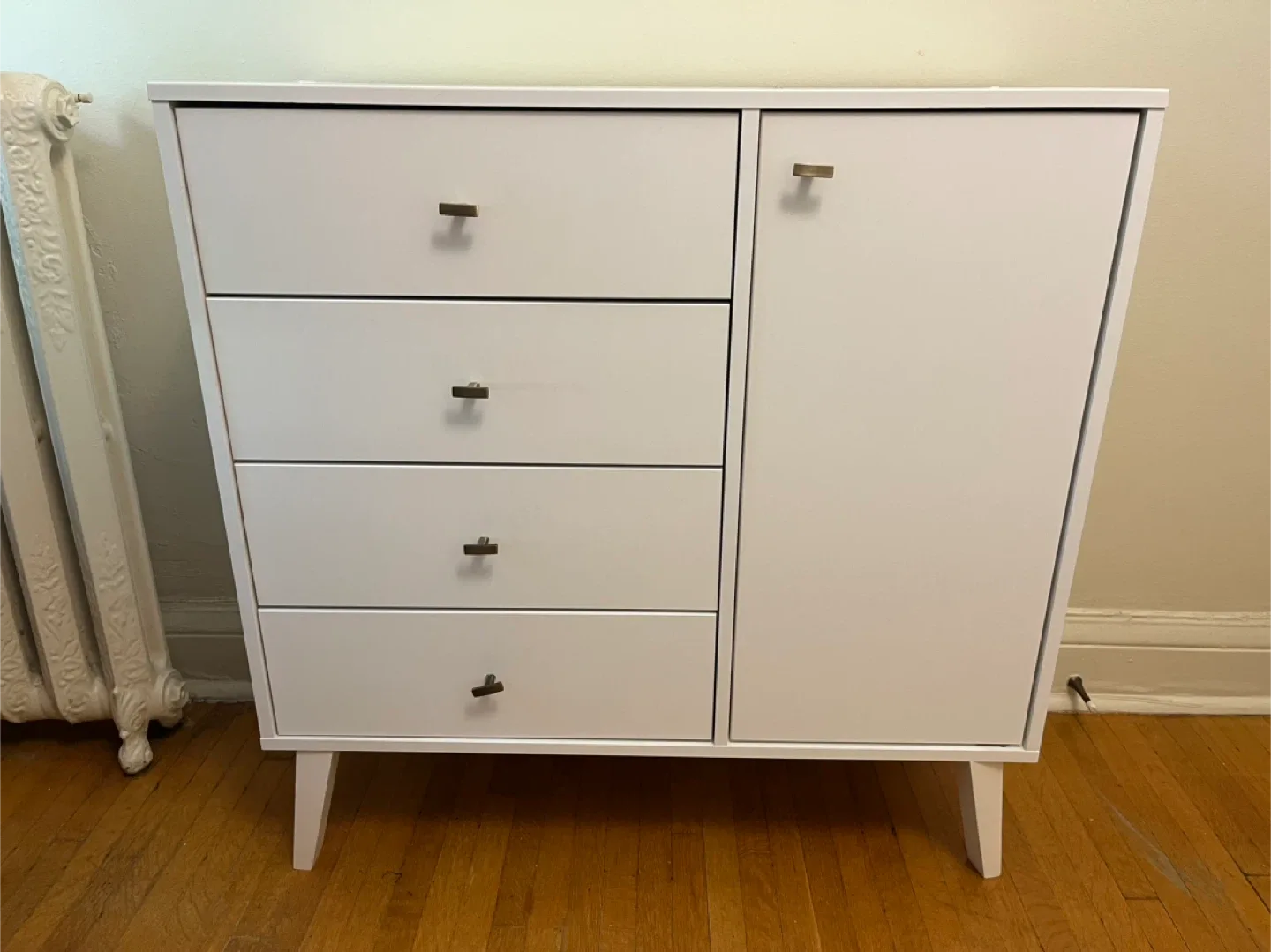 White Dresser with 4 Drawers & Cabinet thumbnail