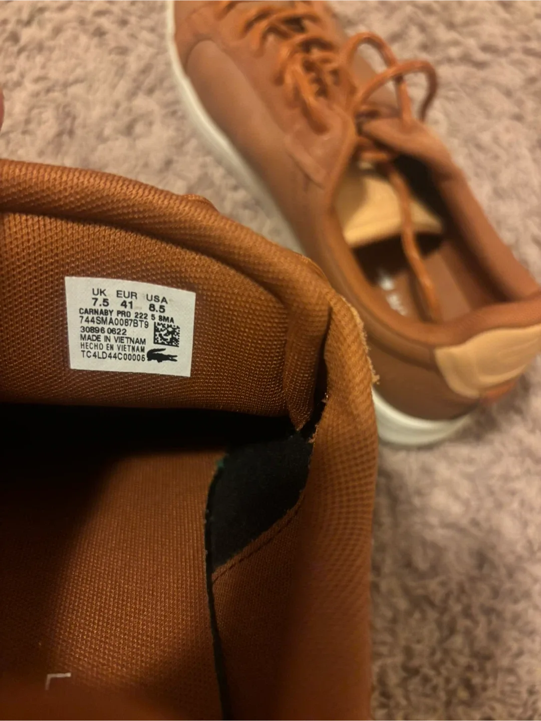 Lacoste shoes image indicator(6)