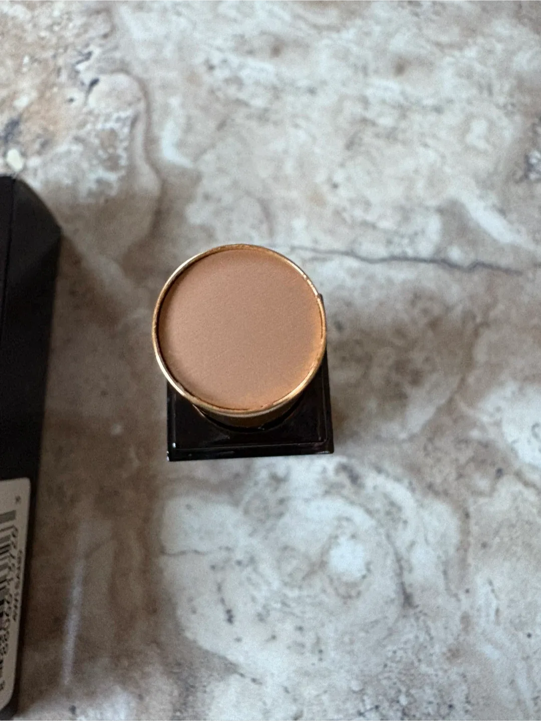 Tom Ford Traceless Soft Matte Concealer - Sand image indicator(5)