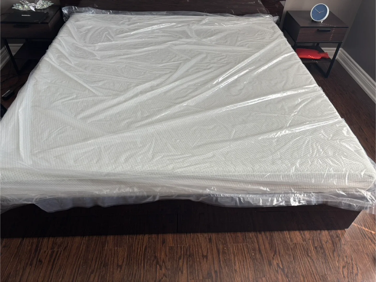 Brand New king Mattress - Never used image indicator(2)