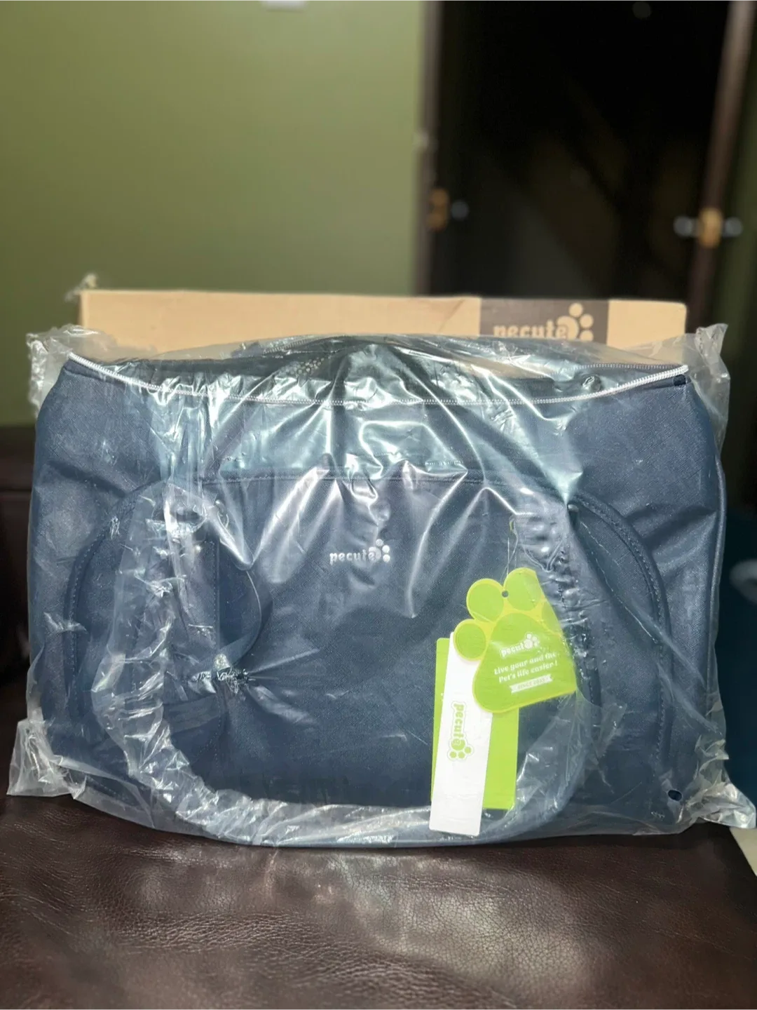 Pecute Faux Leather Fabric Pet Carrier (DARK BLUE) image indicator(9)