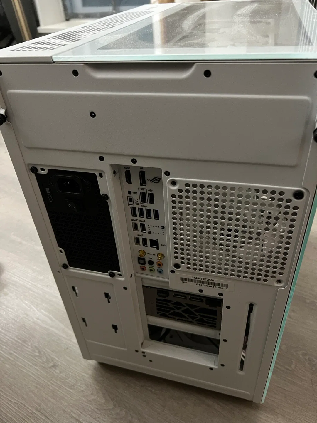 NZXT H9 elite White PC Case thumbnail