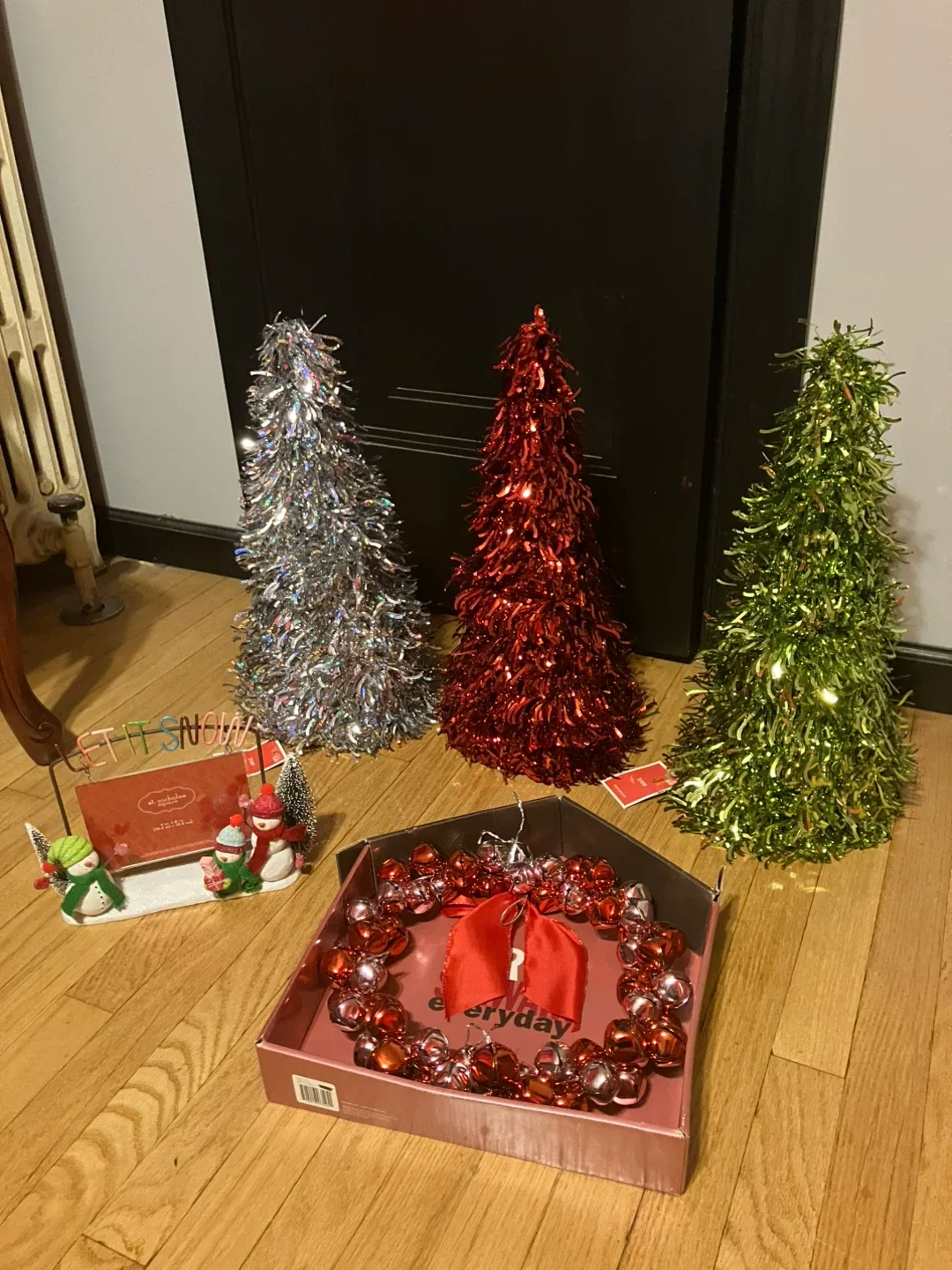St. Nicholas Square Christmas Decor thumbnail