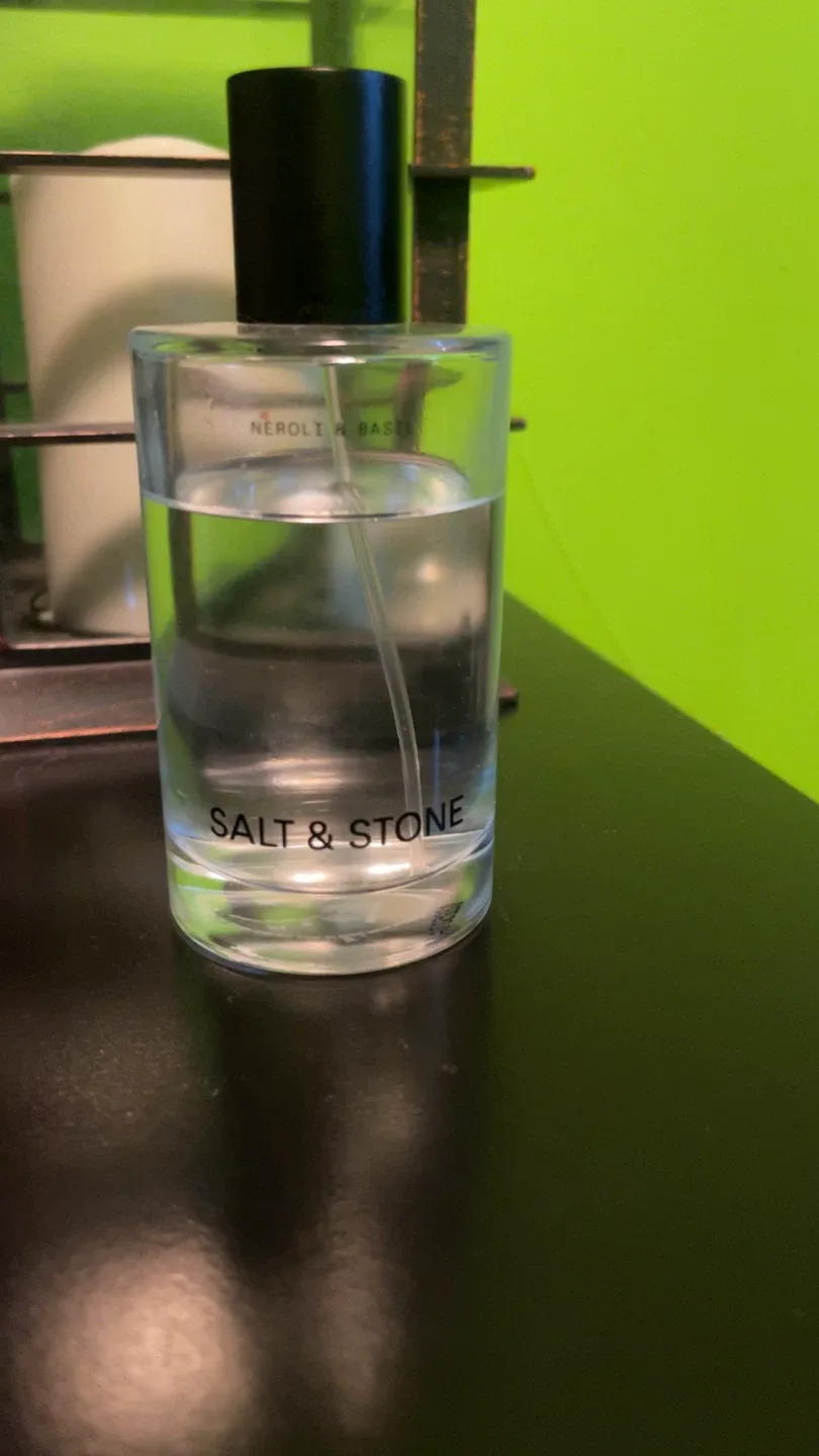 Salt & Stone Neroli & Basil Perfume thumbnail