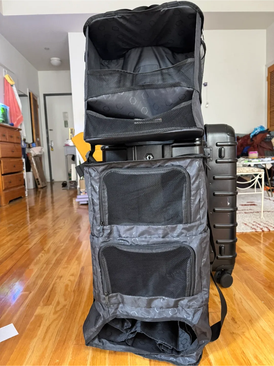 Solgaard Check-In Closet Suitcase image indicator(3)