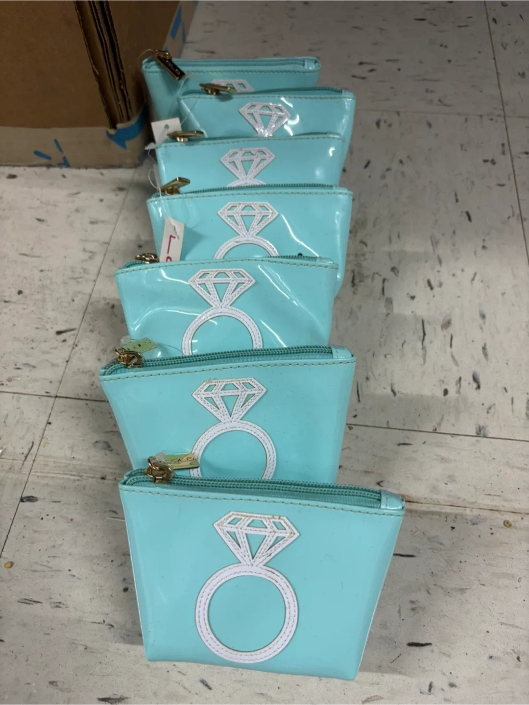 Assorted Cosmetic/Travel Bags image indicator(4)