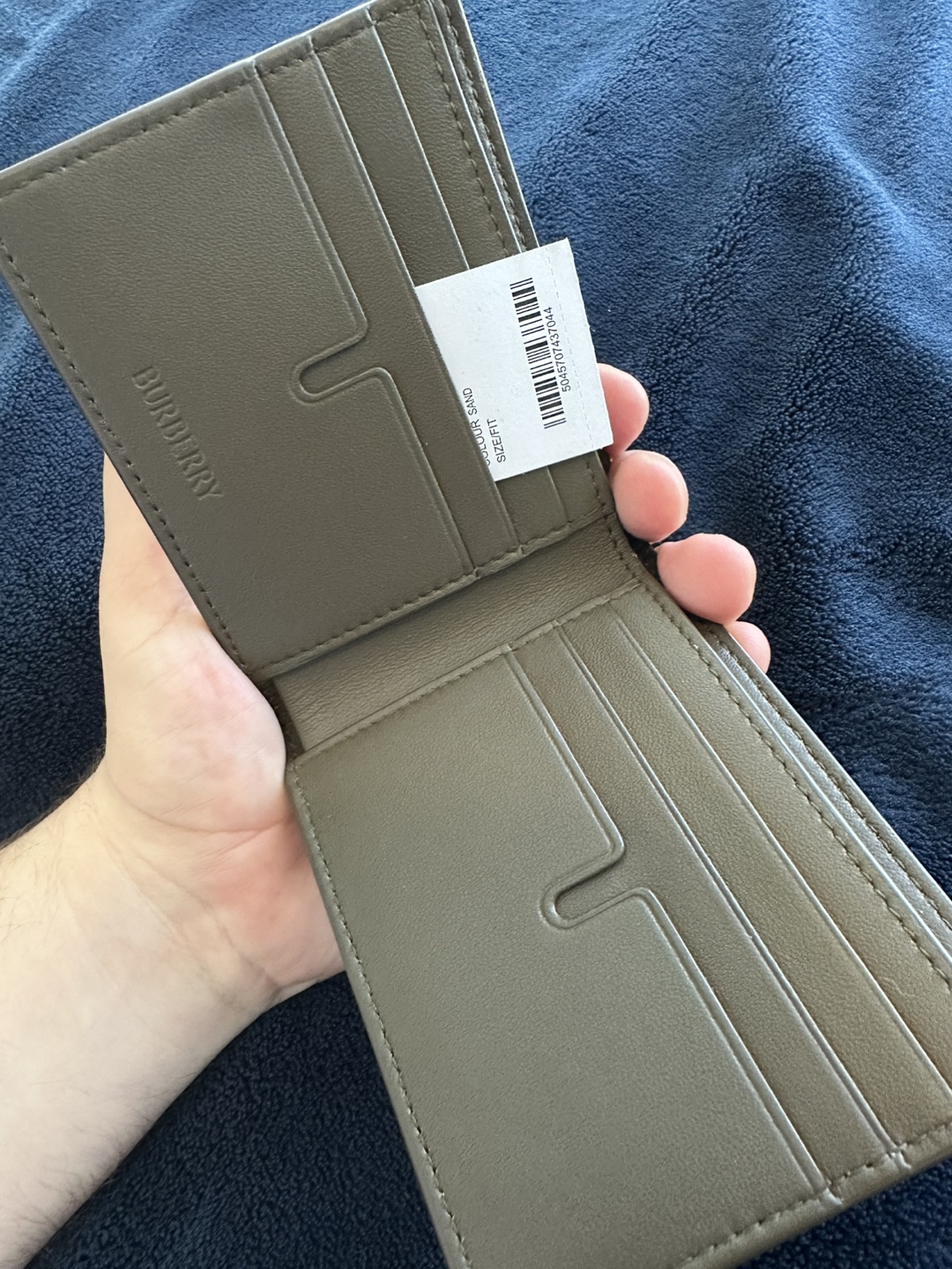 Burberry Hipfold Wallet - Sand Colour - photo 4