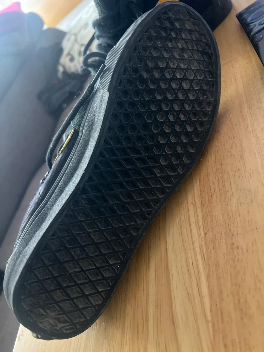 Vans Sk8-Hi Black/Gold, Men's Size 11 image indicator(4)