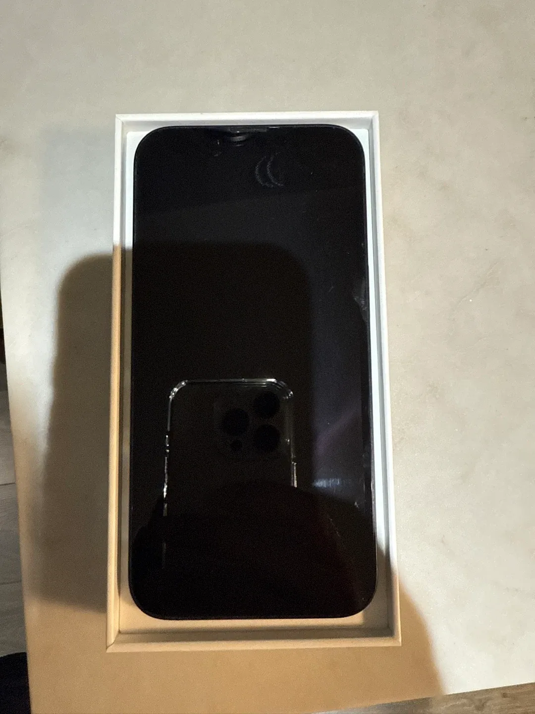 New iPhone 14 - Blue image indicator(2)