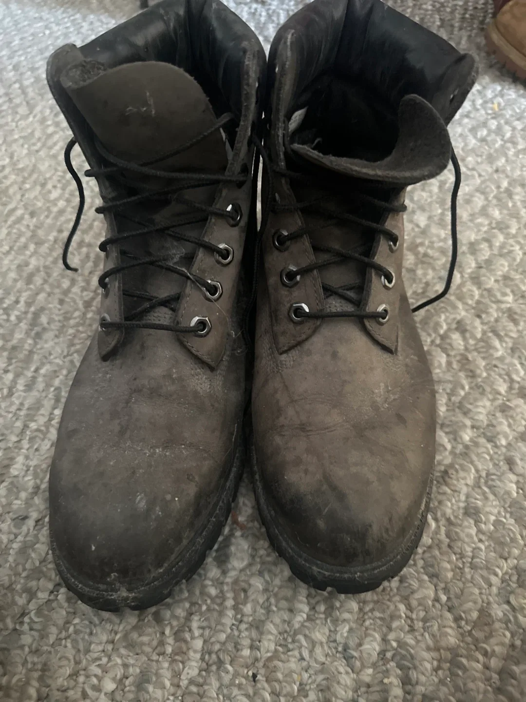 Grey silver Timberland Boots, Size 9 image indicator(4)