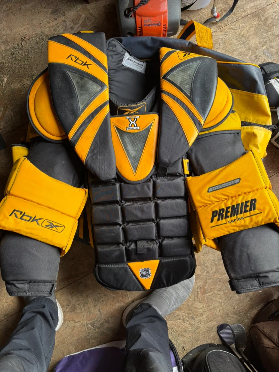 Senior Goalie Chest Protector XL