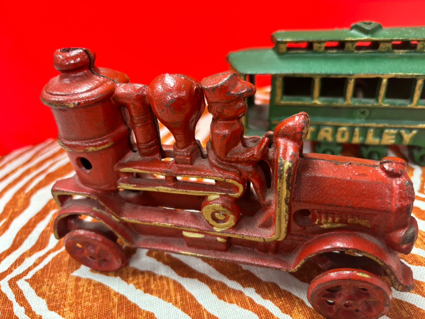 Vintage Cast Iron Toy Trolley & Fire Truck - photo 3