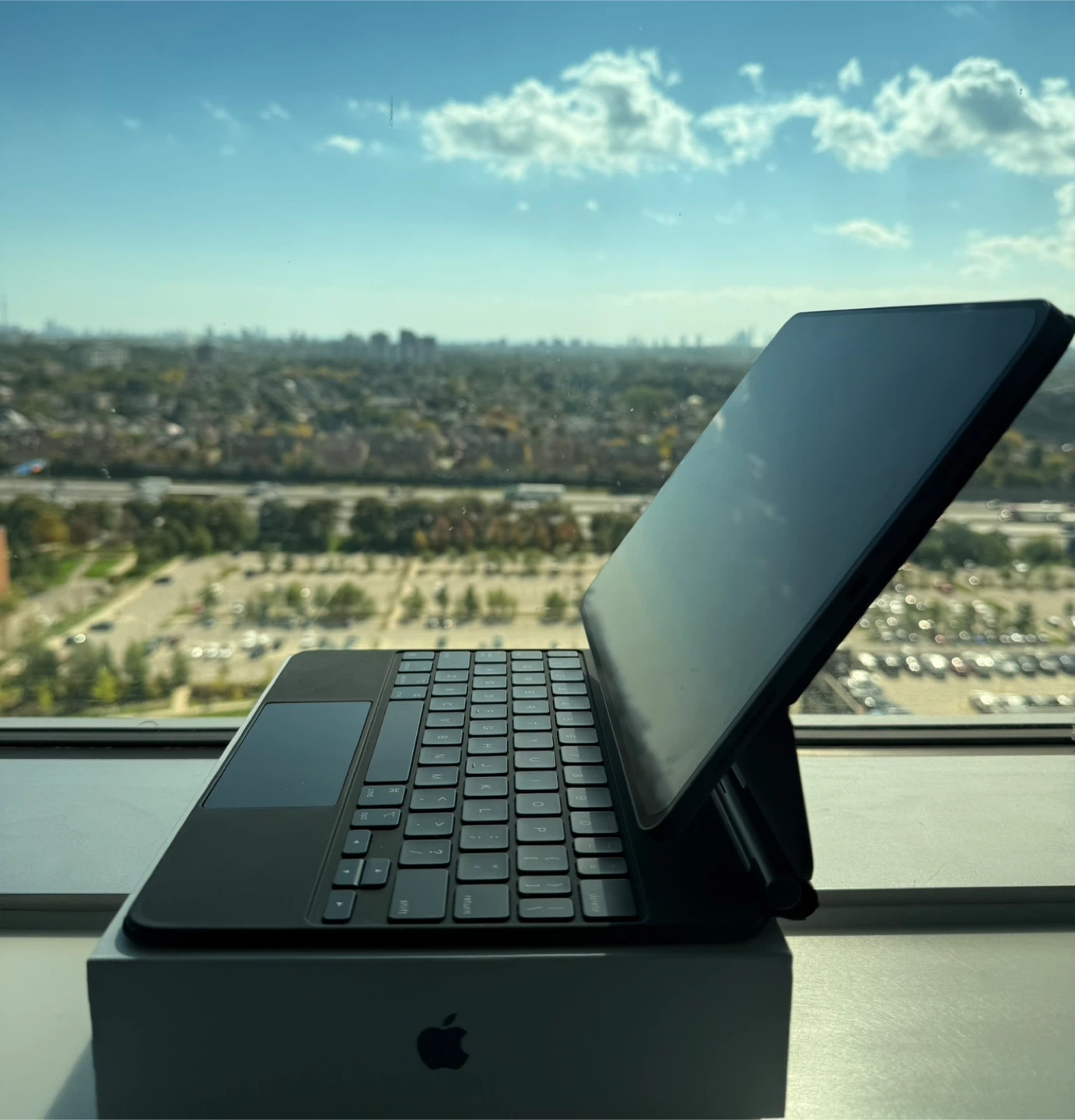 Apple iPad Pro Magic Keyboard  11inches