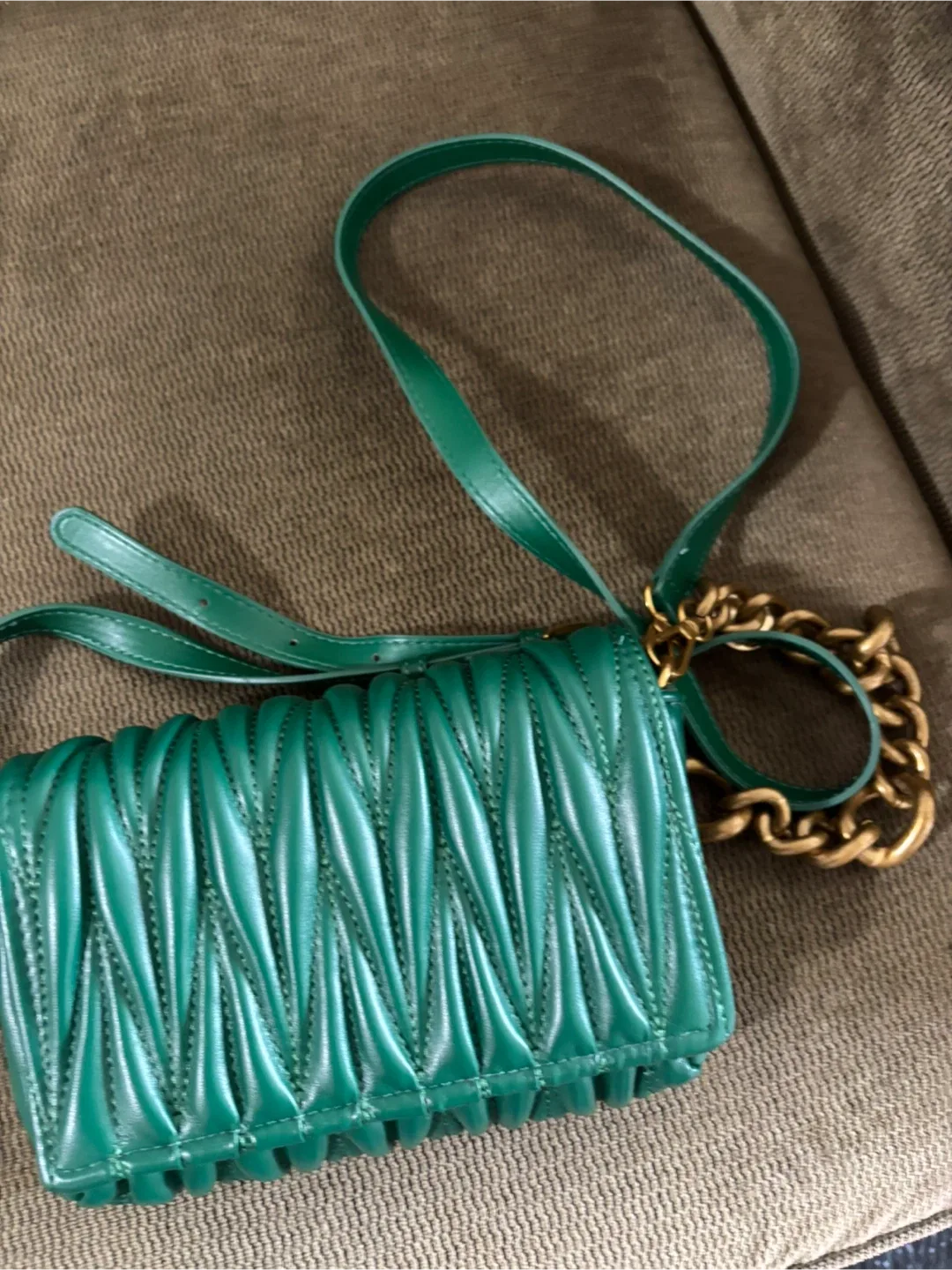 No brand image indicator(4)