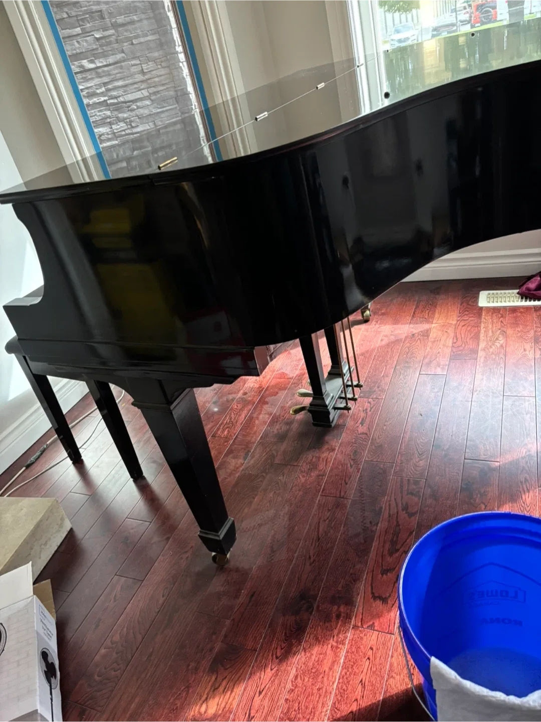 Grand Piano - Black image indicator(4)