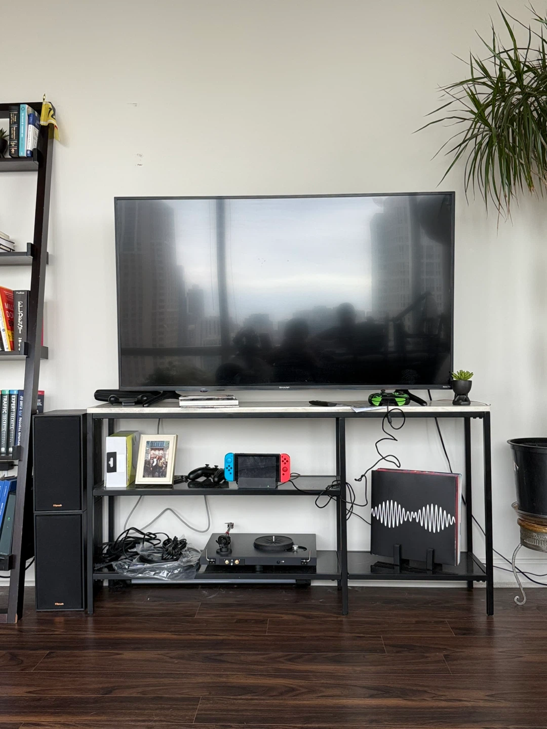 Entertainment Console 🥕