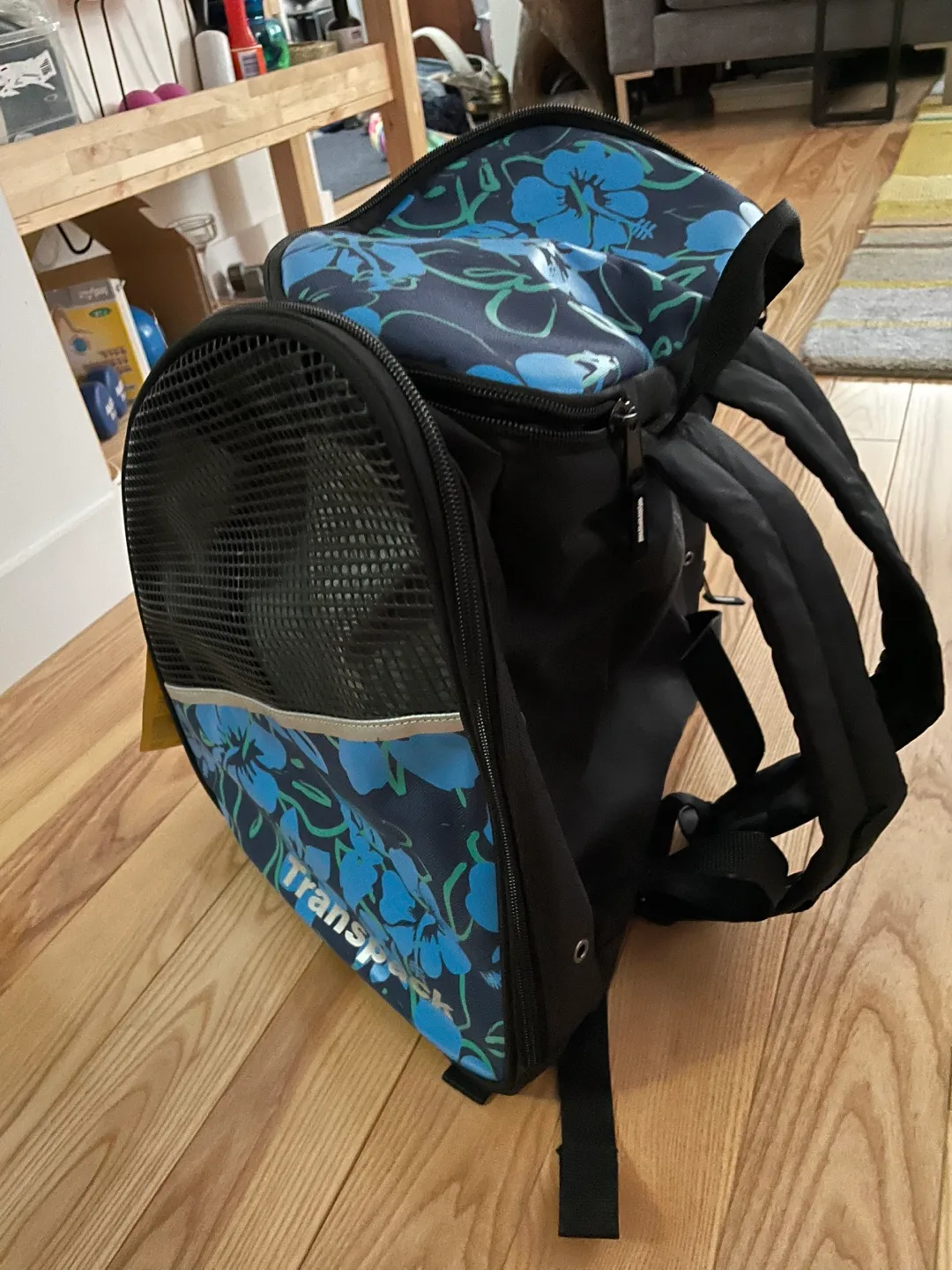 Transpack Ice Skate Backpack- Brand New with tags image indicator(2)