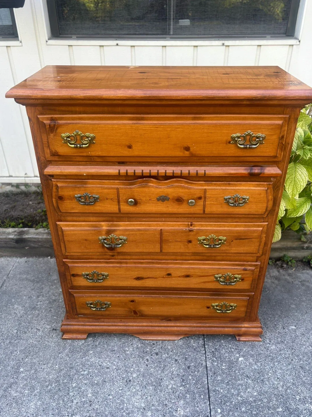 Wooden Chest of Drawers image indicator(4)