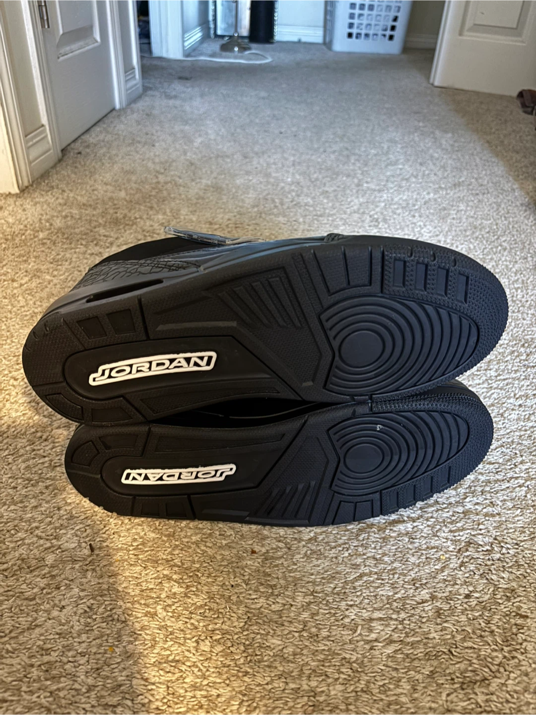 Jordan 3 Retro Black Cat - photo 5