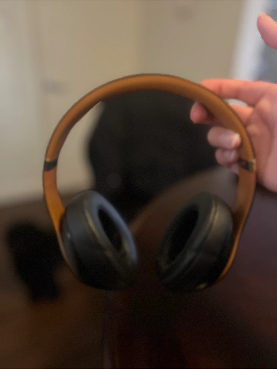 Beats Studio3 Wireless Headphones - Black & Gold - photo 3