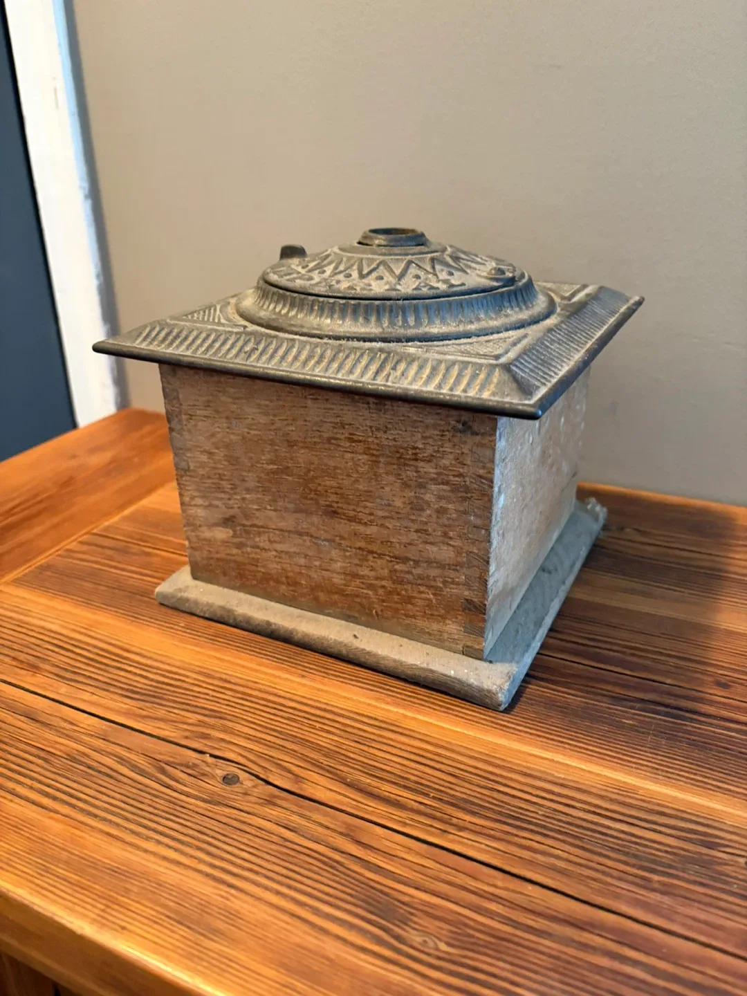 Antique Arcade Manufacturing Company Imperial Coffee Mill 577 image indicator(4)