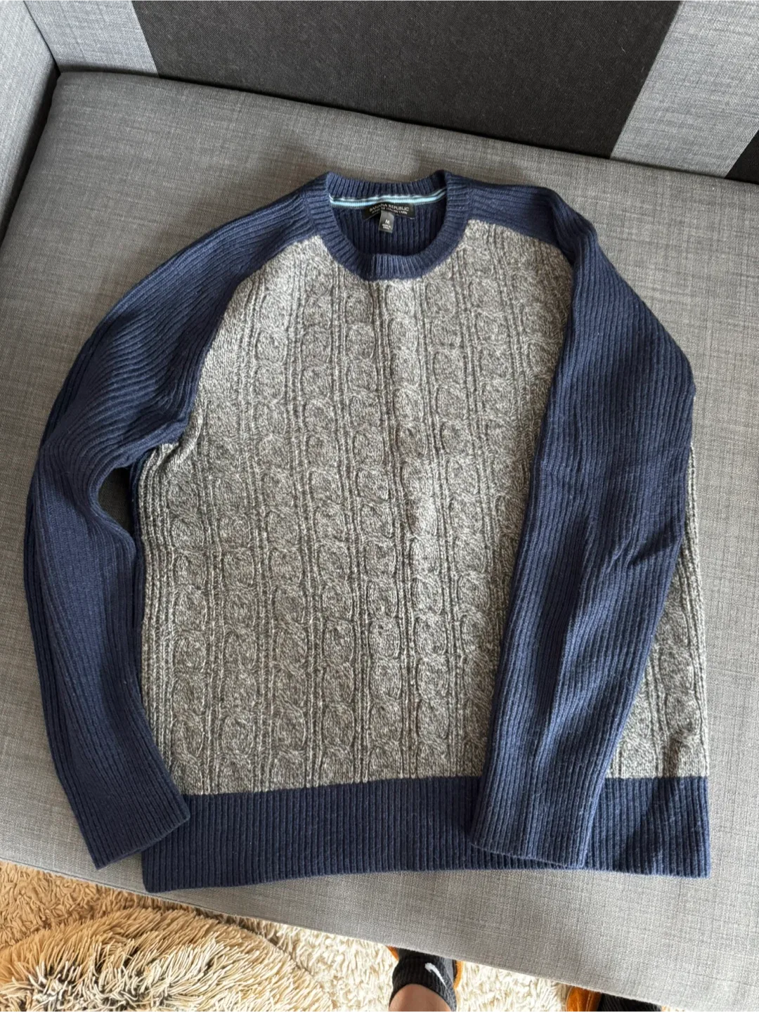 Banana Republic Men's Sweaters image indicator(2)
