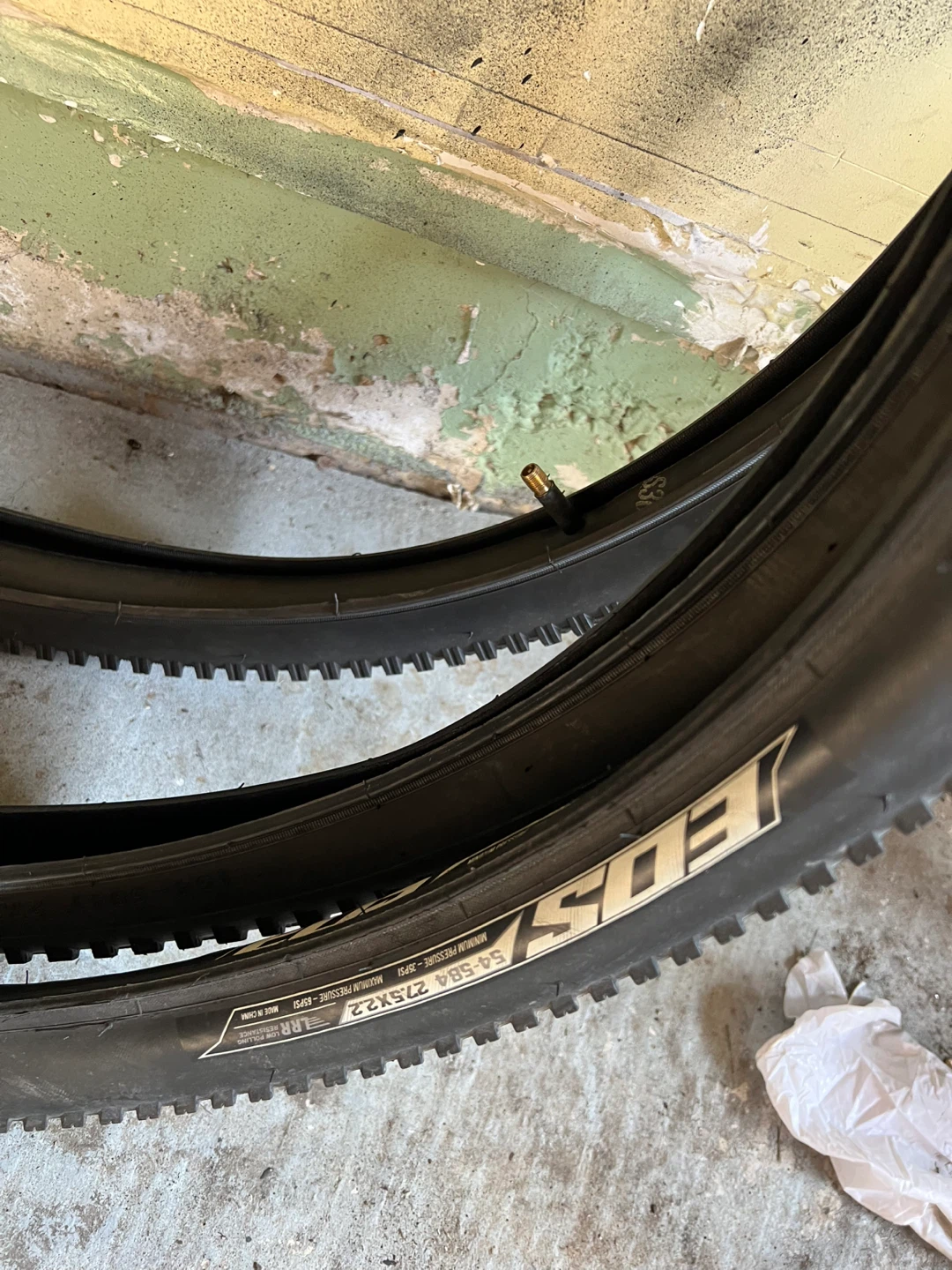 27.5x2.2 three tires ($15 each)