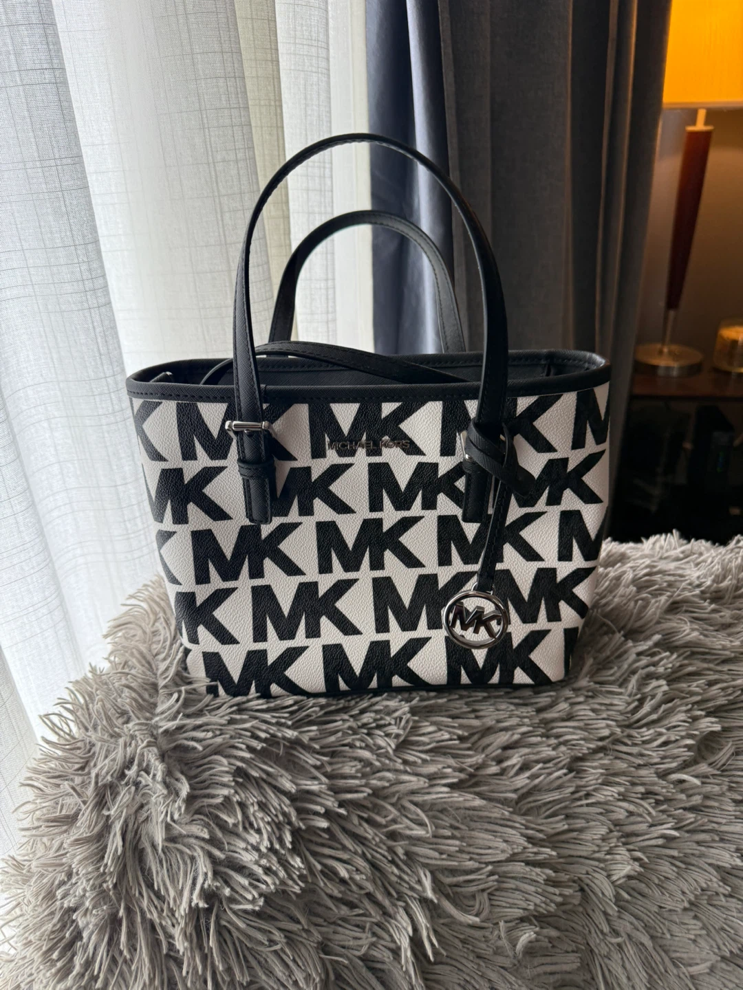 Michael Kors Jet Set Travel XS Carryall Tote Bag - photo 2