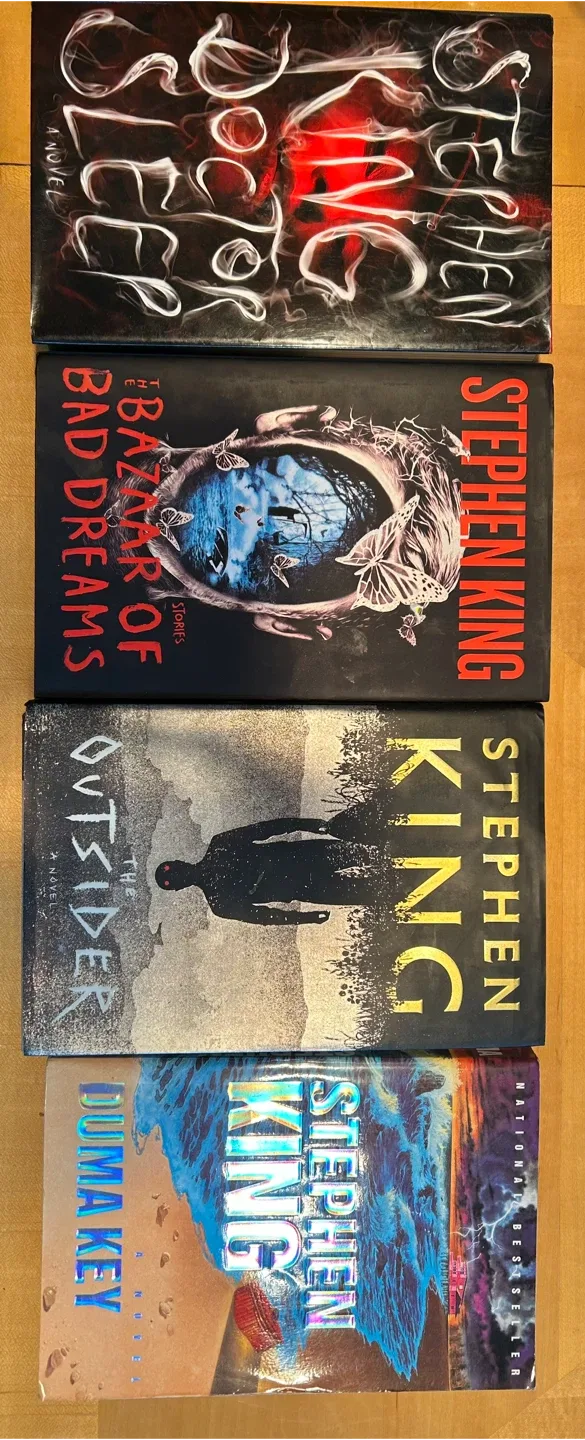 Stephen King Book Lot thumbnail
