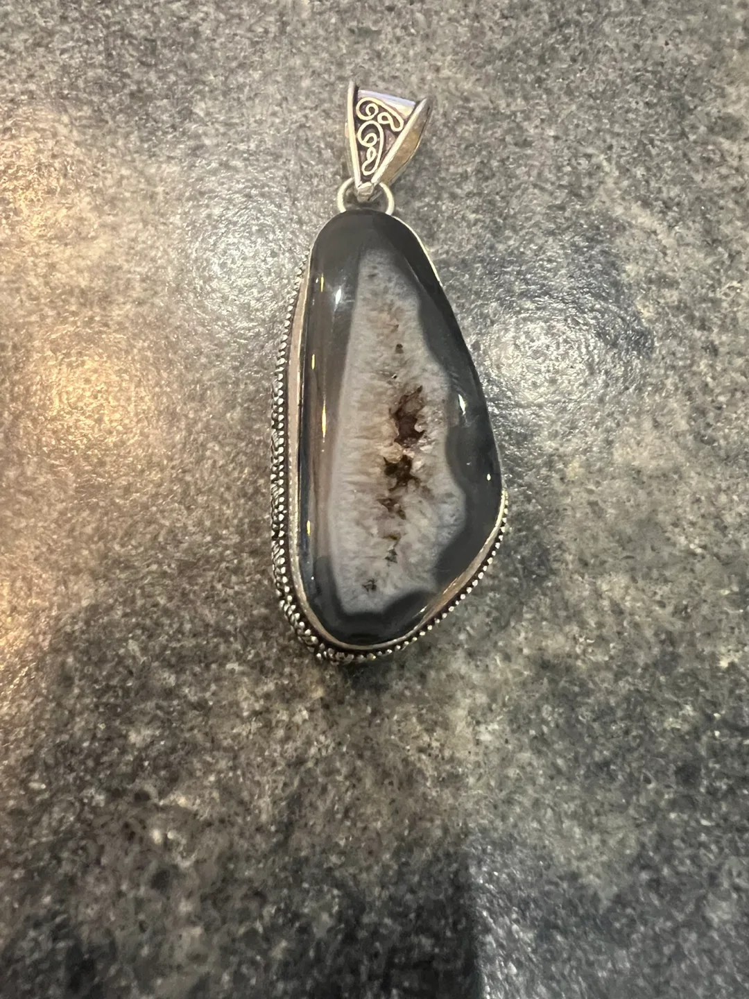 Sterling Silver Agate Pendant image indicator(2)