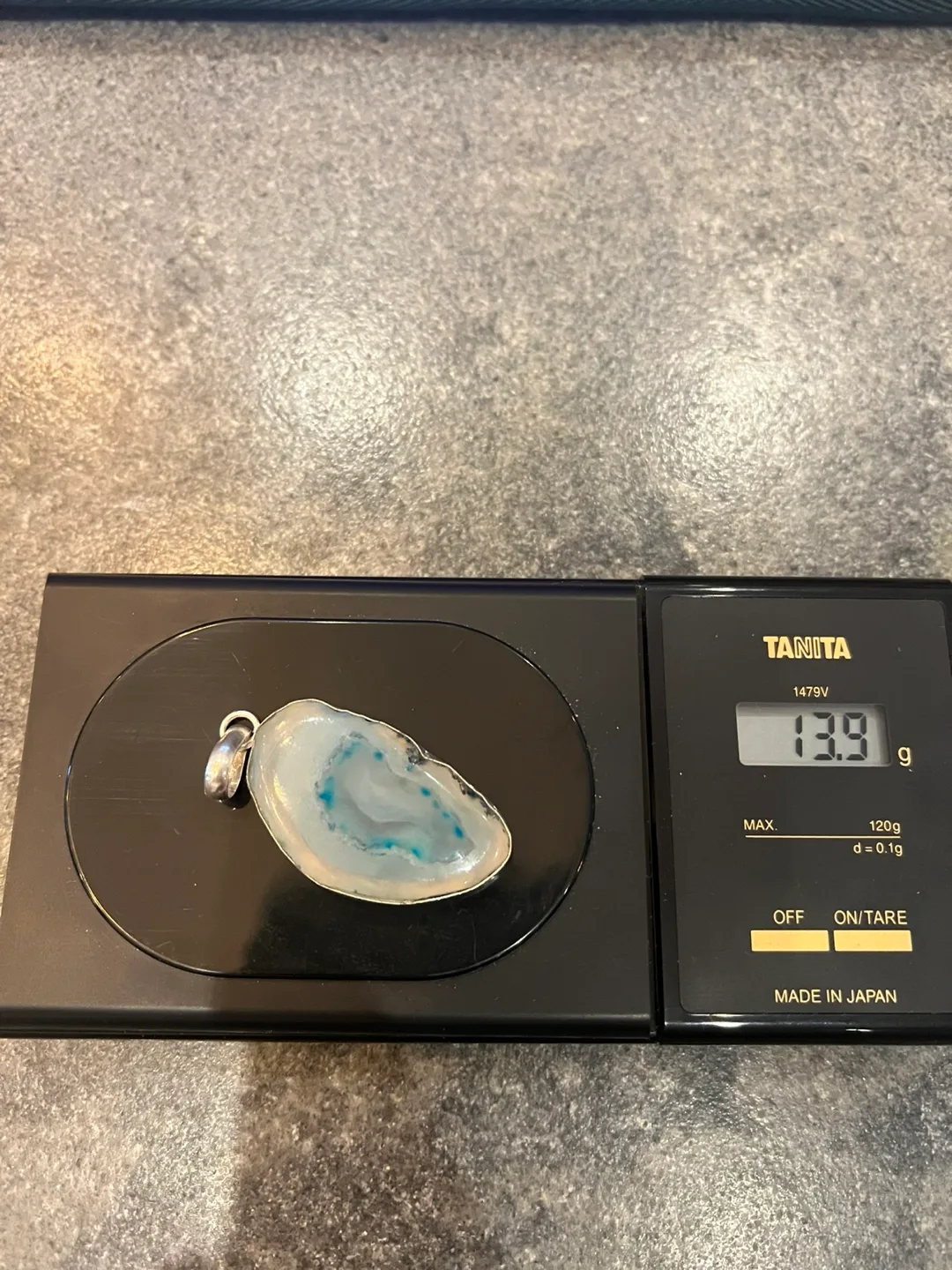 Agate & Sterling Silver Pendant image indicator(7)