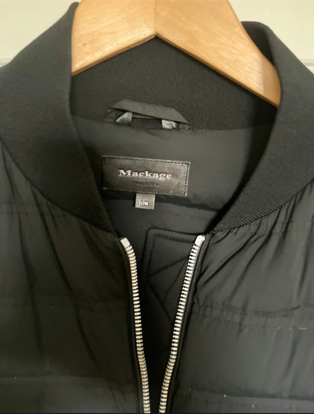 Mackage Emilio Black Bomber Goose  Down Jacket - Size L image indicator(3)