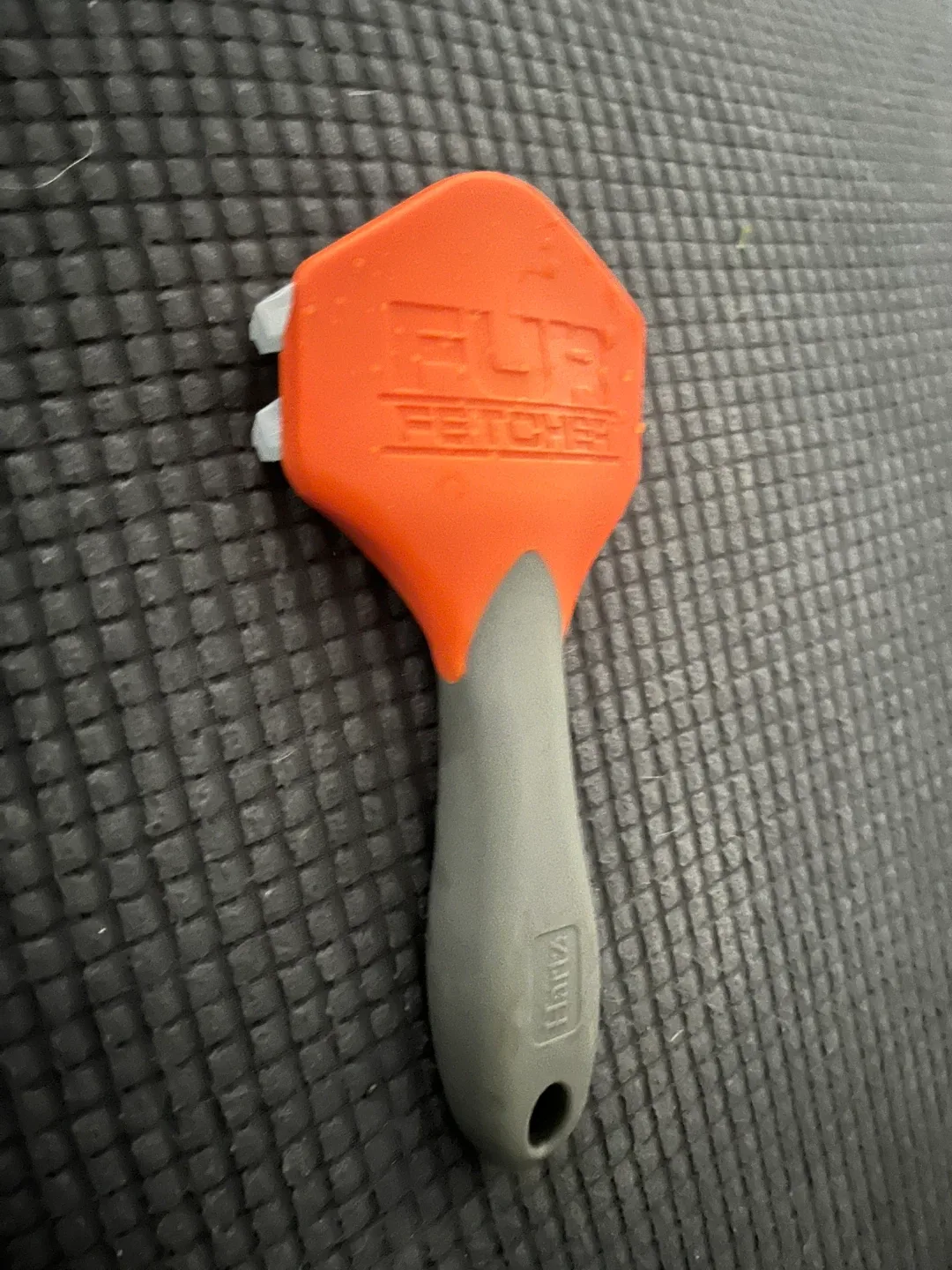 Hartz Fur Fetcher Deshedding Tool image indicator(2)