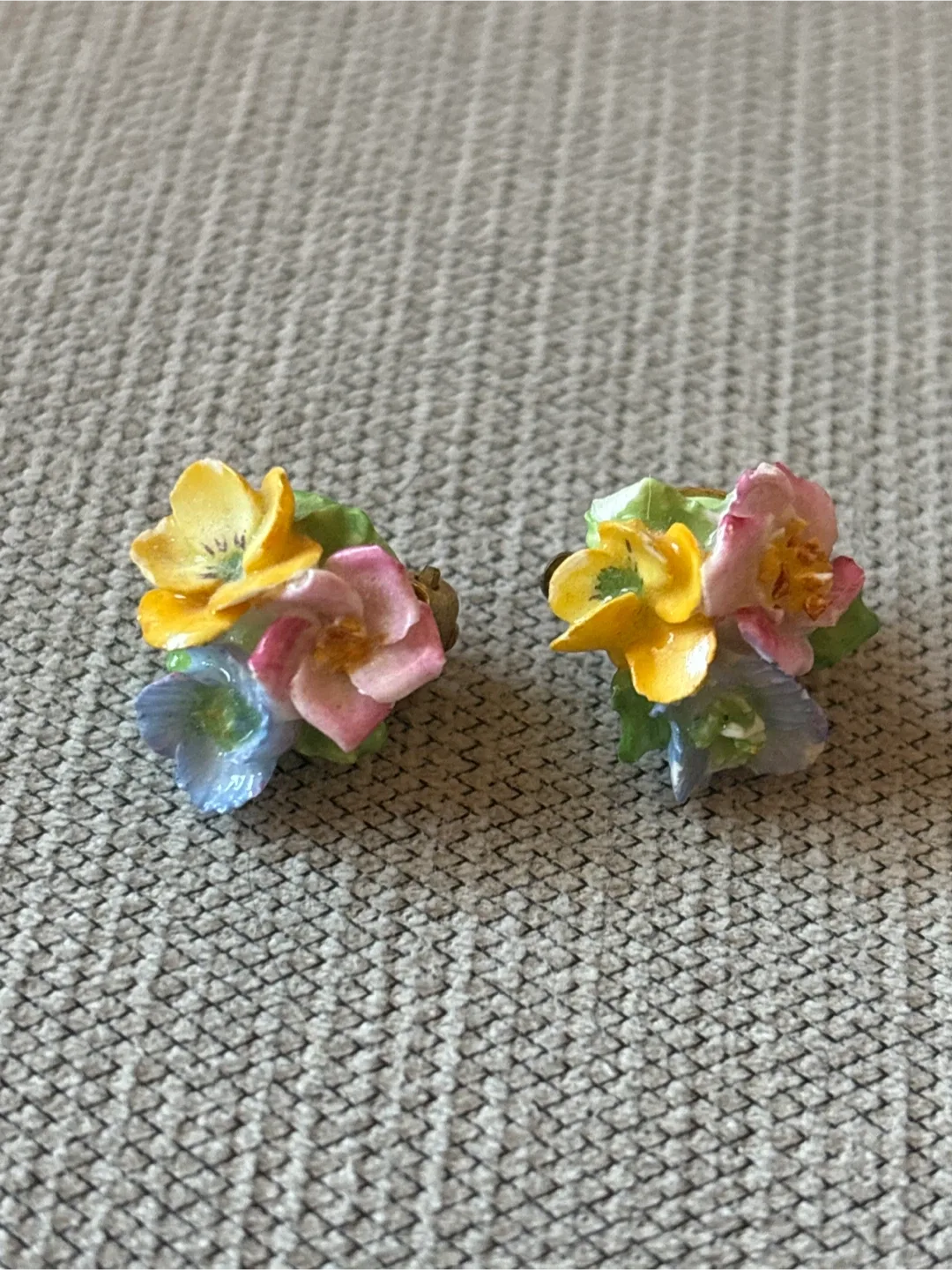 Coalport Floral Earrings thumbnail