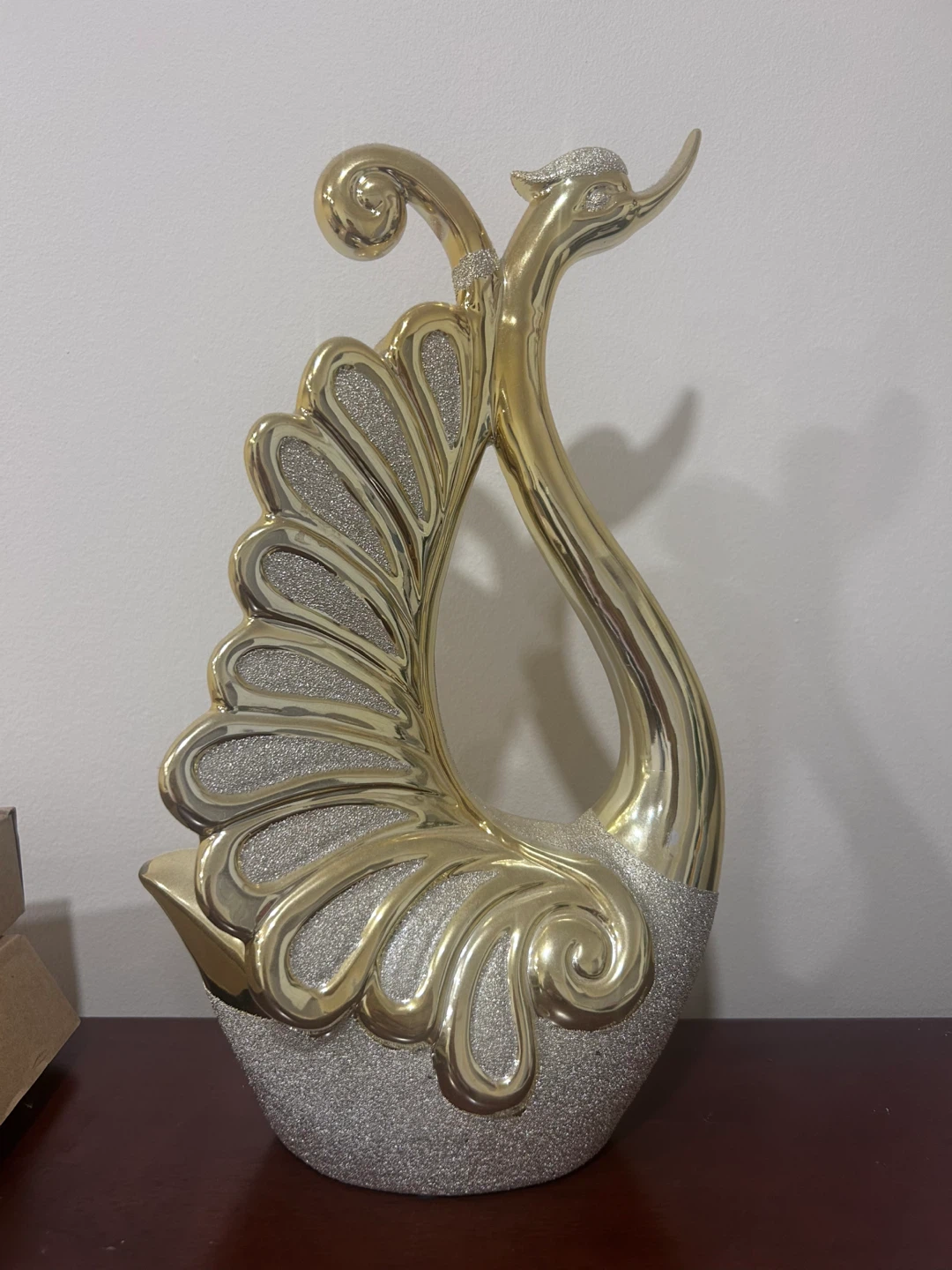 Gold & Silver Swan Decor