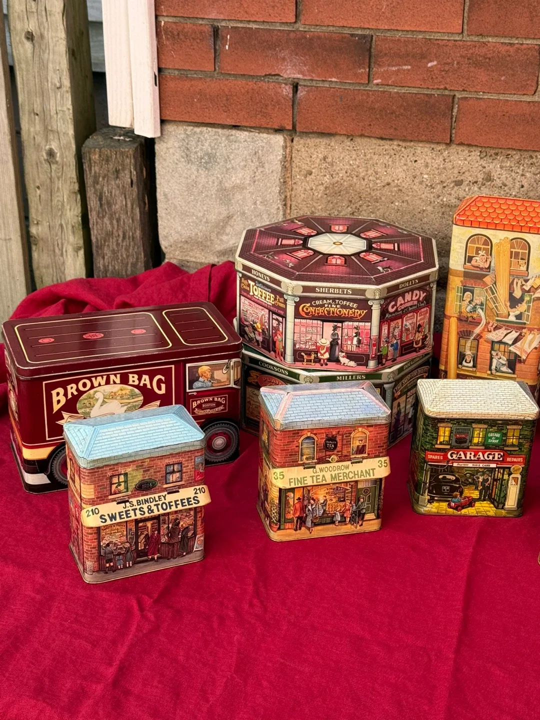 Vintage Decorative Food Tins image indicator(2)