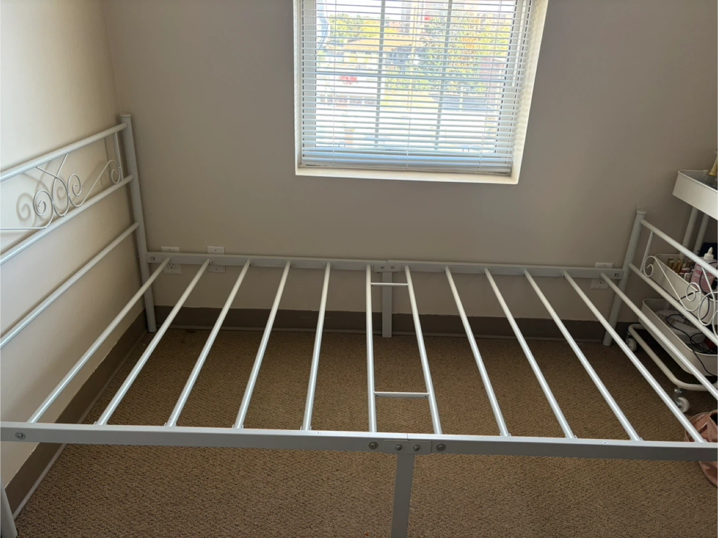 Twin size White Metal Bed Frame