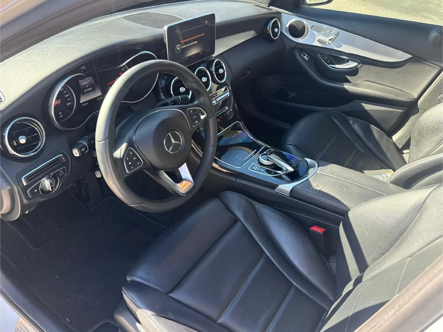 2015 Mercedes Benz C300 image indicator(8)