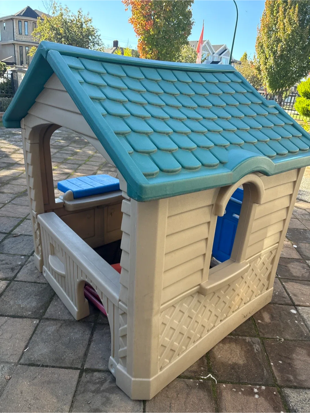 Little Tikes Plastic Playhouse & Climber image indicator(2)